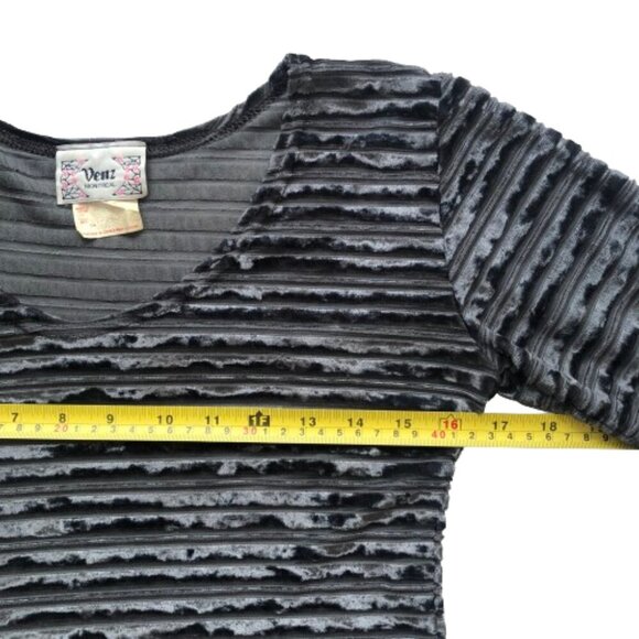 Vintage 90s/00s Y2K velvet two piece pencil skirt top set Venz Montreal - Picture 16 of 16